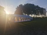 Opbouwen tent op sportpark 'Het Springer' (dag 2) (40/43)